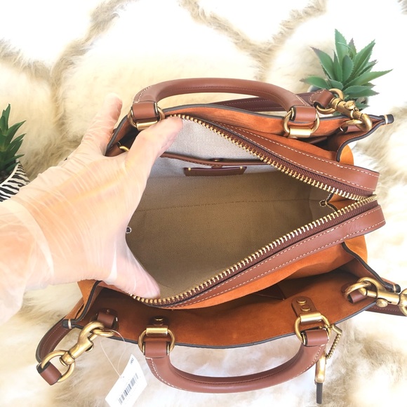 Authentic Brand New Coach Rogue 25 C5575 In Colorblock Brass/Papaya Multi - Picture 8 of 15